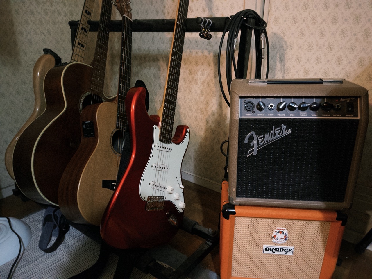 ネックの反りを確認しよう